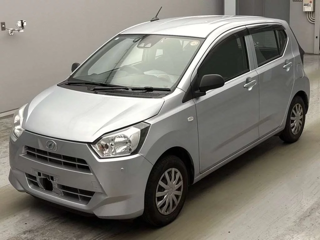 Daihatsu Mira e:S LA350S 2021